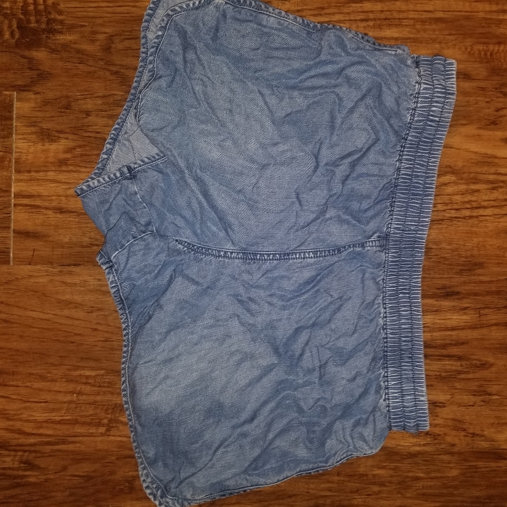 Paper bag shorts